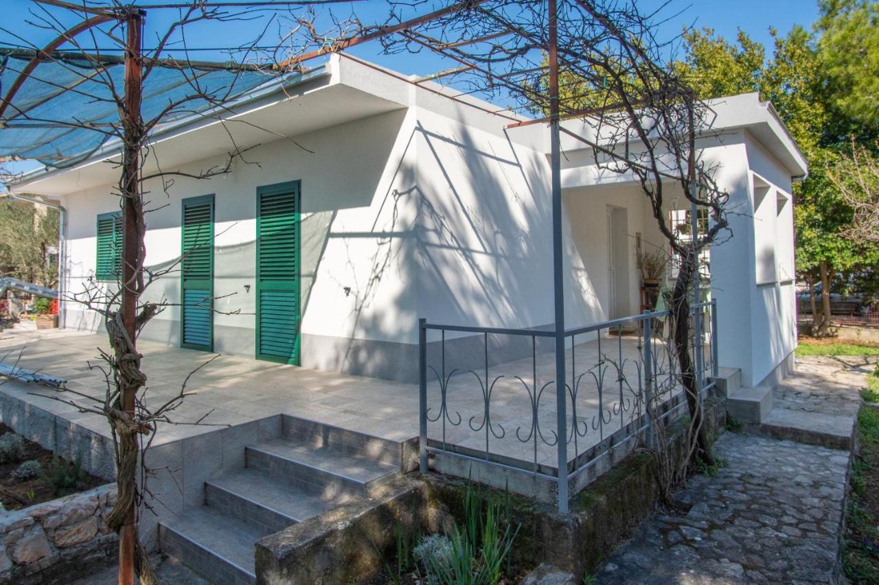 Apartman Soto Pirovac Esterno foto